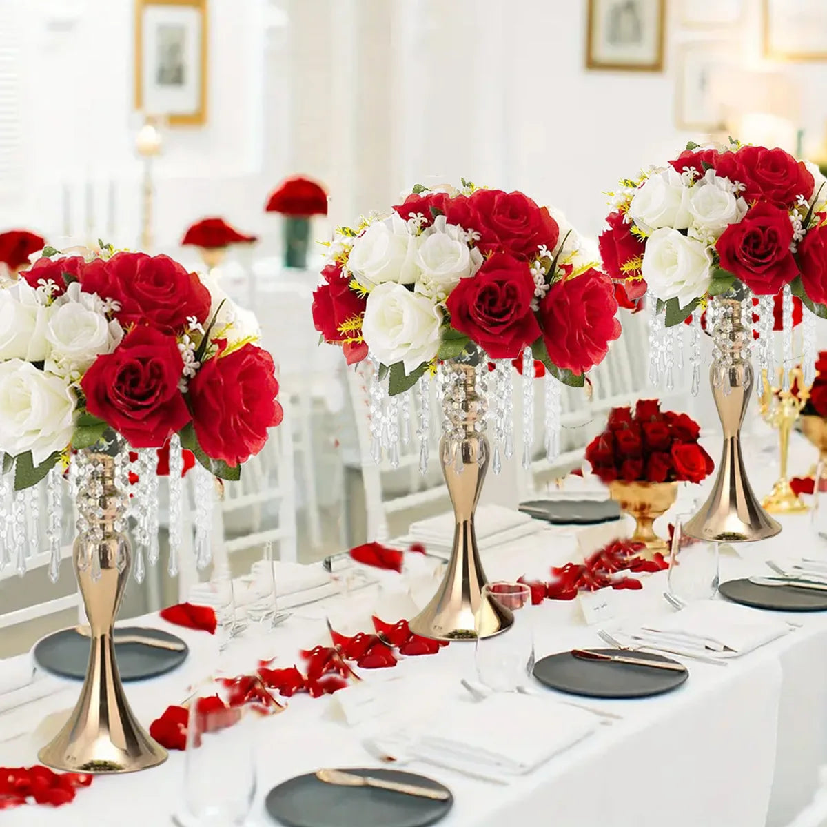 Sleek Metal Trumpet Vases For Wedding Centerpiece Decor