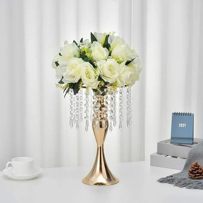 Sleek Metal Trumpet Vases For Wedding Centerpiece Decor